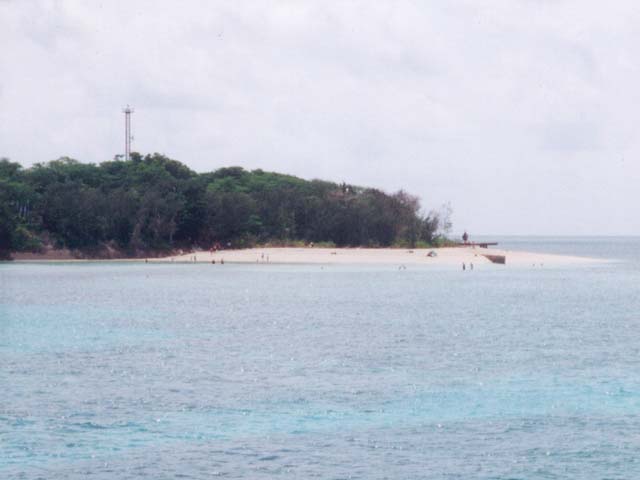 2001_aus_green_isl_island_view