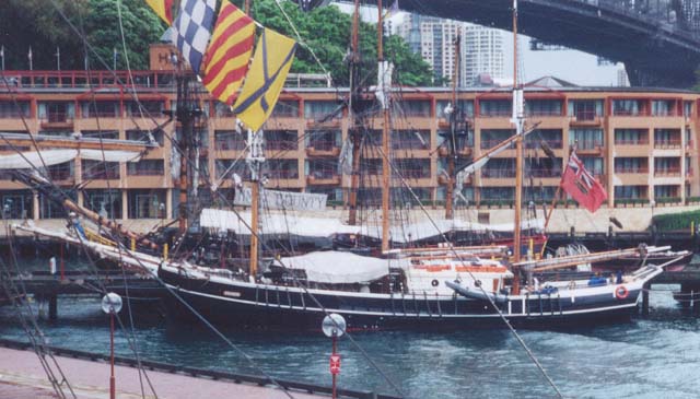 2001_aus_sydney_hms_bounty