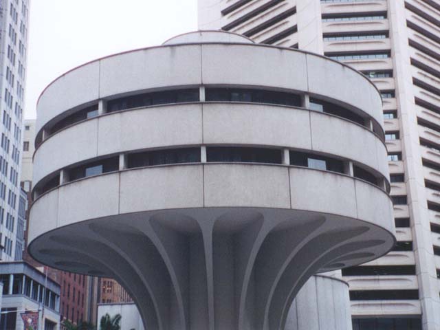 2001_aus_sydney_round_building